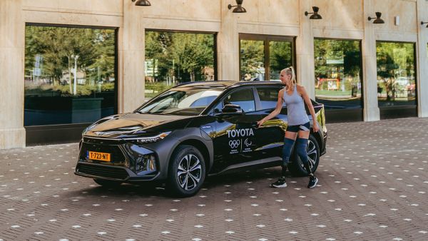 Fleur Jong, Toyota, ambassadeur, exterieur