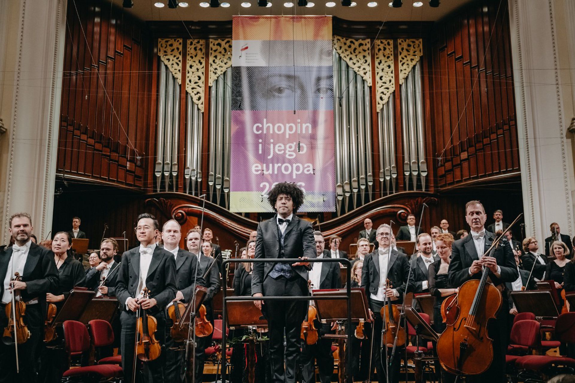 Chopin i jego Europa 2026 orkiestra na scenie