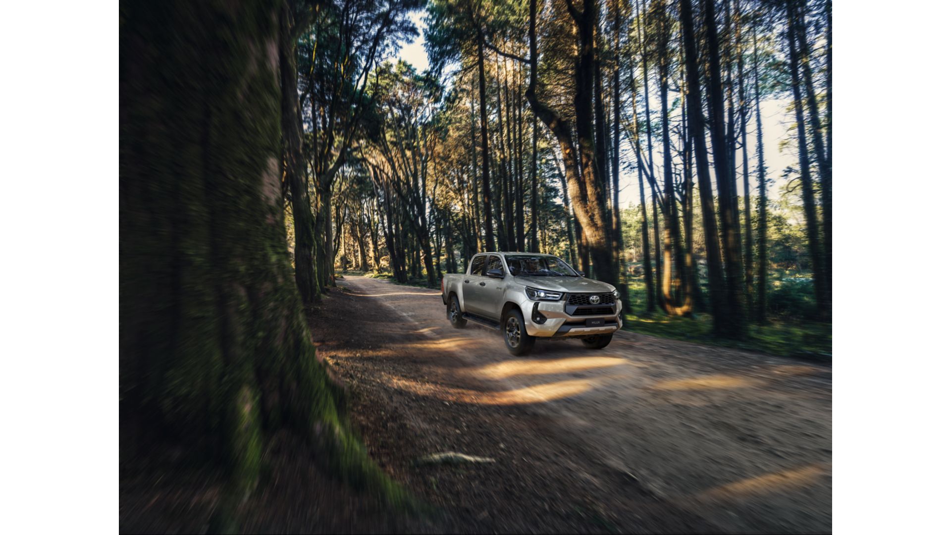 Toyota Norge | Den nye Toyota Hilux Hybrid 48V