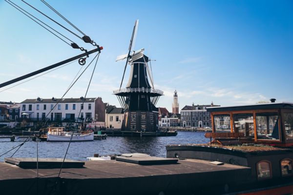 Haarlem-molen-De-Adriaan