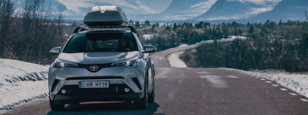 C-HR по планински път
