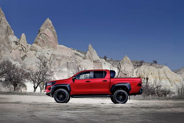 Hilux, GR, SPORT, exterieur, stilstaand, linker, zijaanzicht