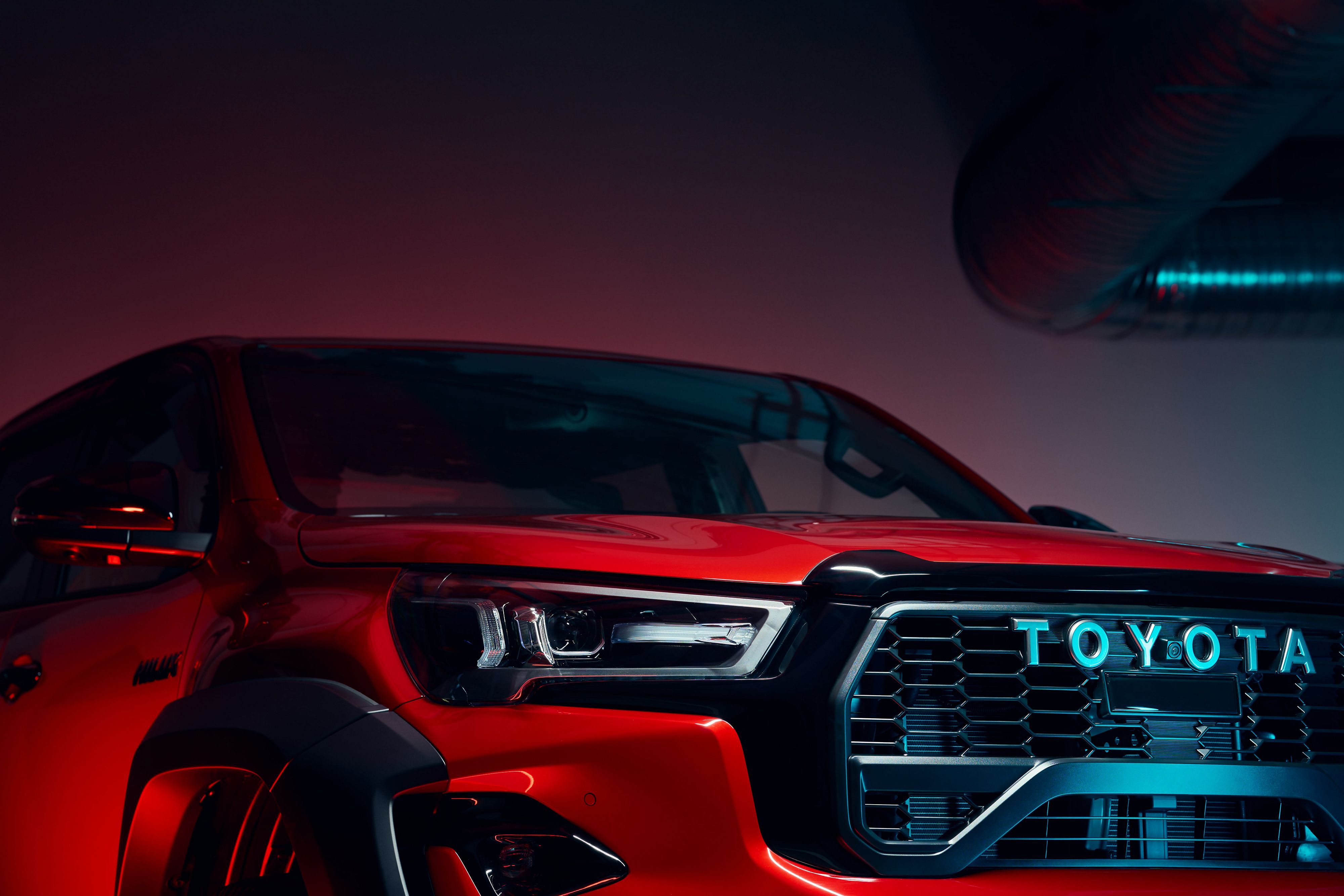 Hilux_19-min?wid=4000&fit=fit,1&ts=0&resMode=sharp2&op_usm=1.75,0.3,2,0