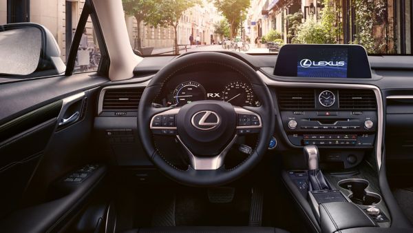 Lexus RX interior