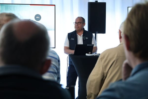 Produktsjef Toyota Norge presenterer