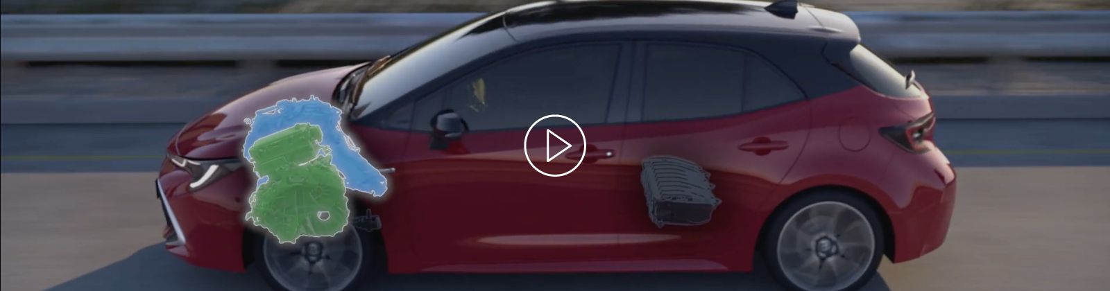 Kadr z animacji: działanie silnika benzynowego i elektrycznego na Corolli Hybrid w ruchu.