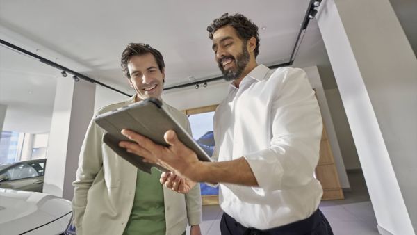 KINTO-Brand2.0_FlexB2C_Sam_Dealership_3-2