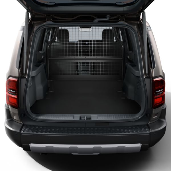 Land Cruiser Commercial Space