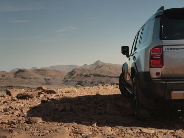 заден стоп на новия Land Cruiser