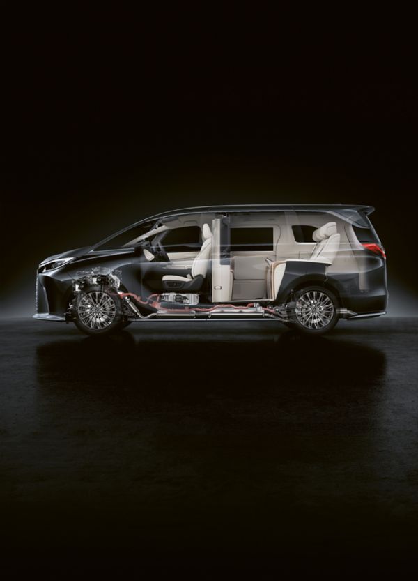 E-Four Allradantrieb des Lexus LM.