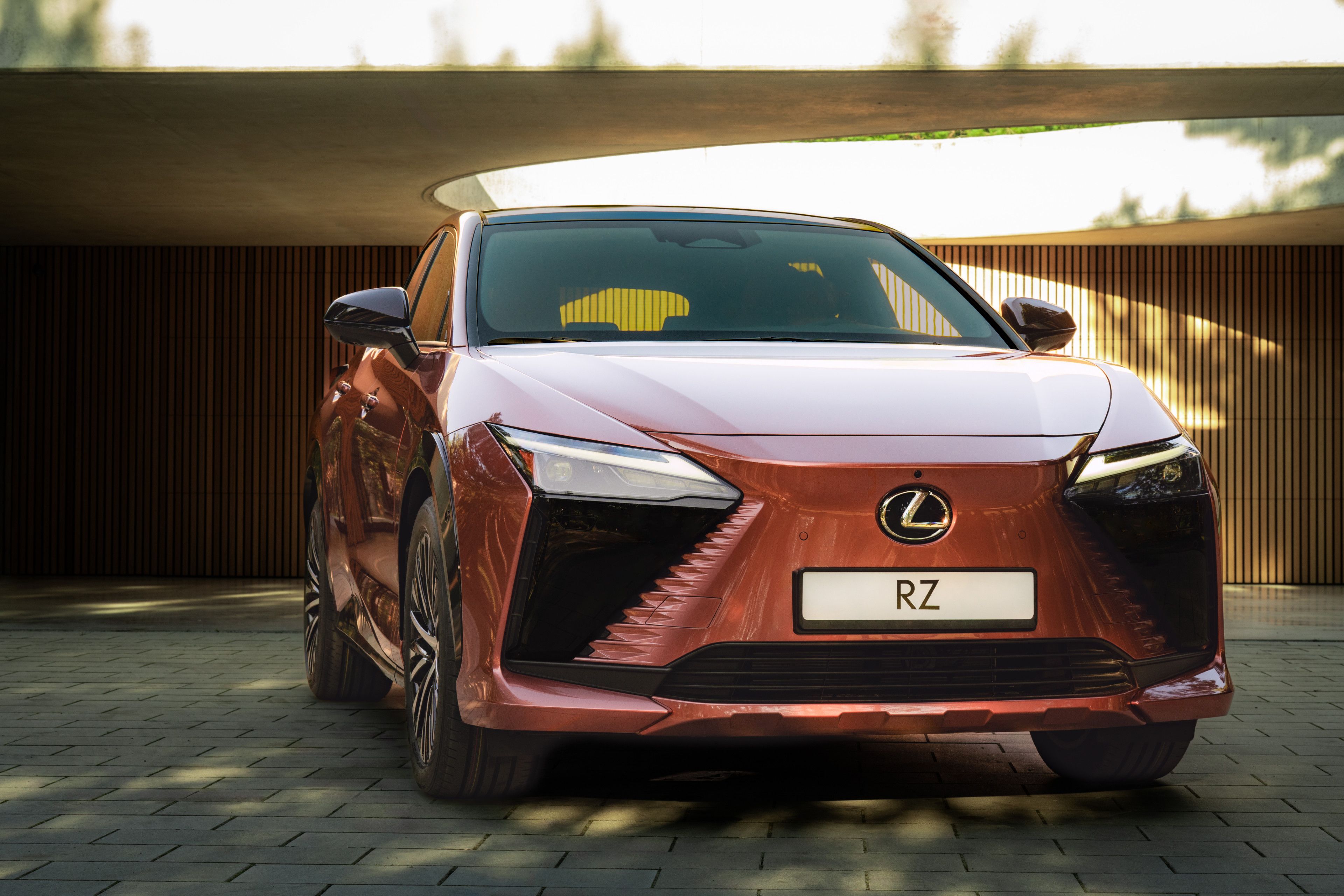 Der Lexus RZ | Lexus Forum Düsseldorf | Lexus DE