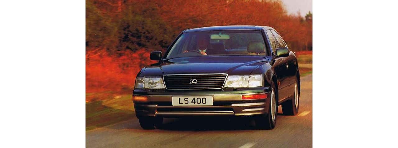 Первый автомобиль в истории премиум-бренда — Lexus LS 400