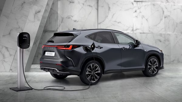 Lexus NX 450hplus