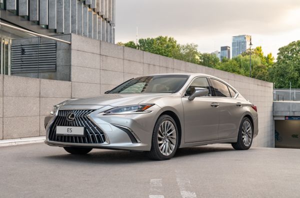 Lexus-ES-300h-27-1