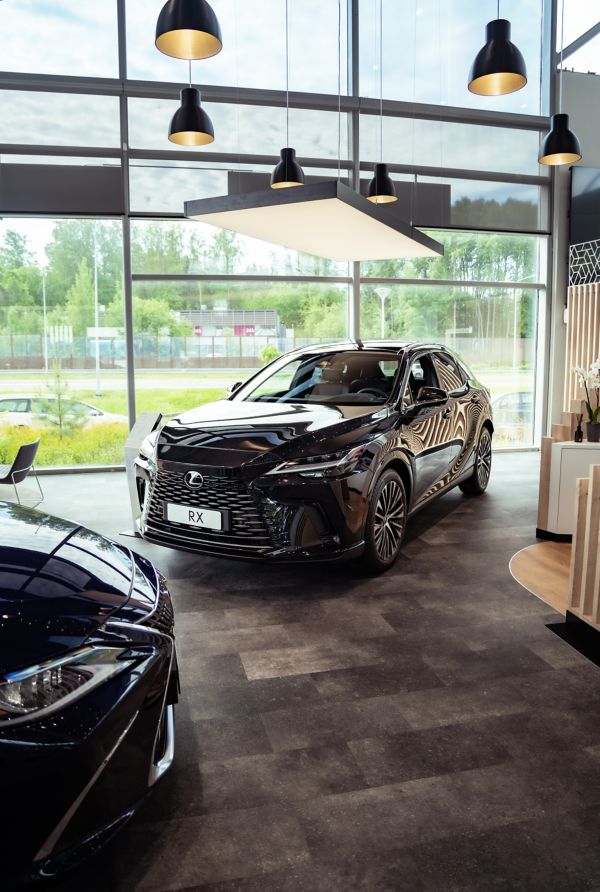 Lexus-Espoo-RX