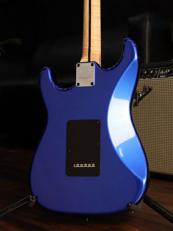 Lexus, Fender Lexus LC Stratocaster, achterkant, exclusieve elektrische gitaar