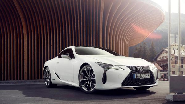 LEXUS’UN SÜPER COUPE’Sİ LC 500H EKİM’DE TÜRKİYE’DE