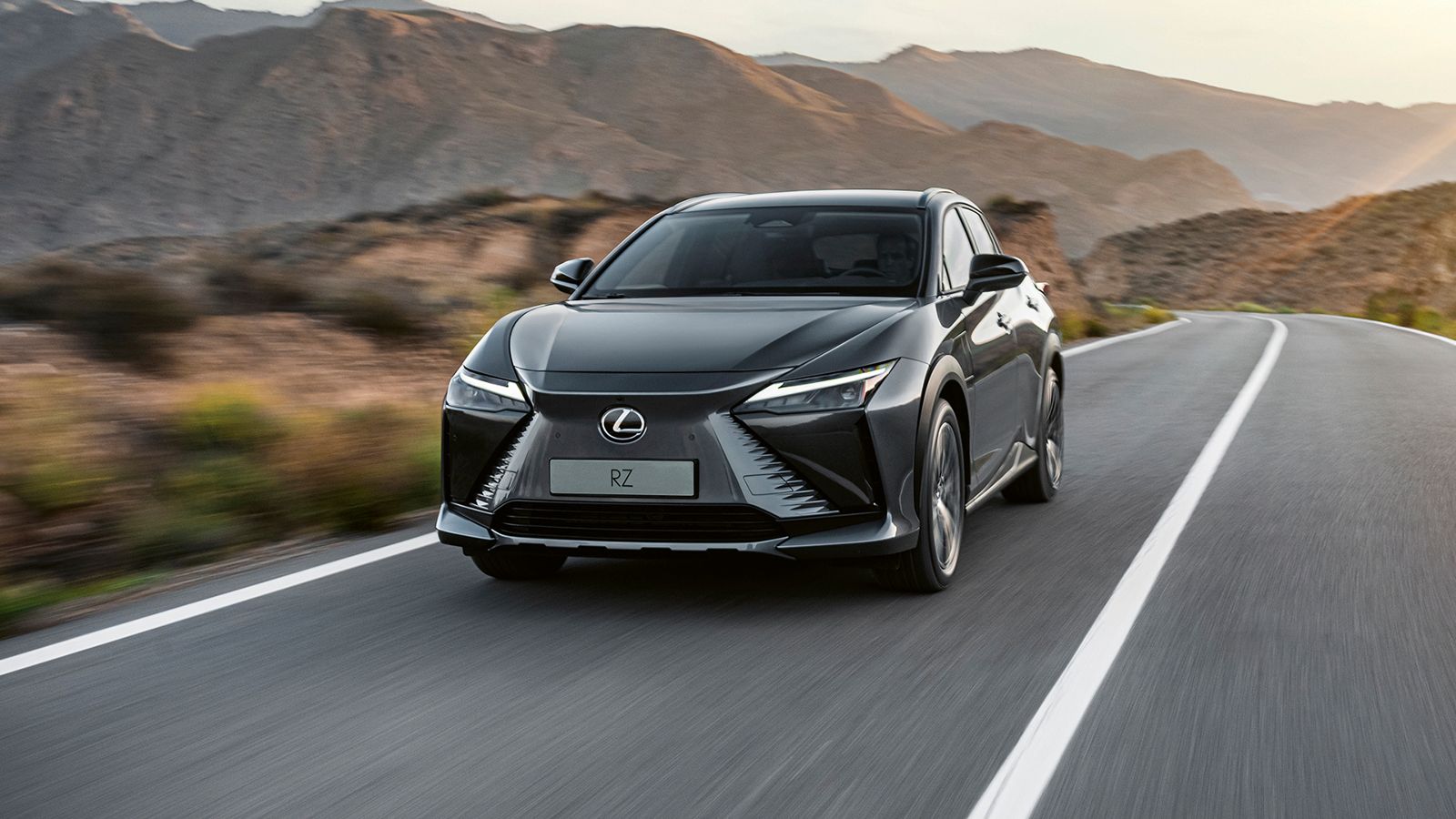 Lexus RZ