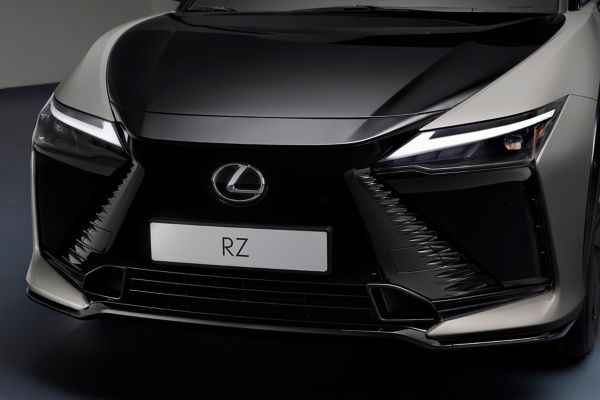 Lexus, RZ, exterieur, driekwart, voorkant