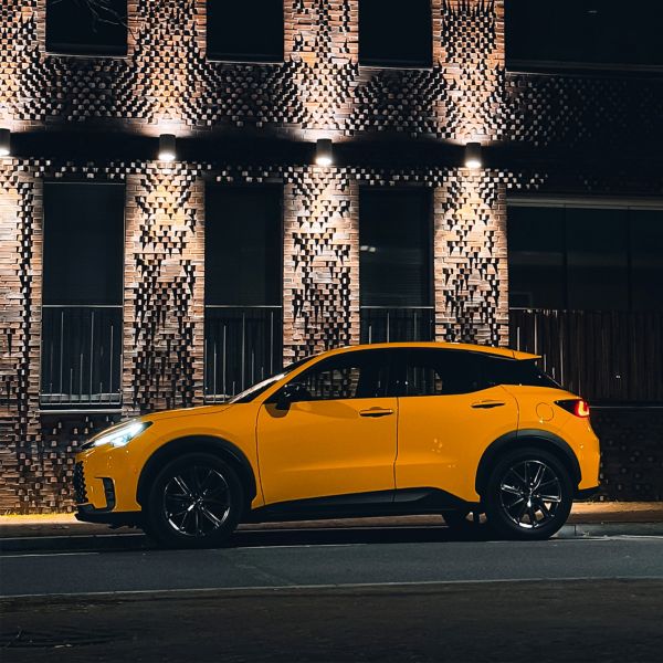 Lexus, lbx, glow, eindhoven, linker, zijde