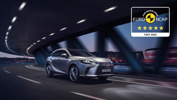 Lexus, vijf, sterren, veiligheid, RX, Euro, NCAP, exterieur, zilver, rechterzijde