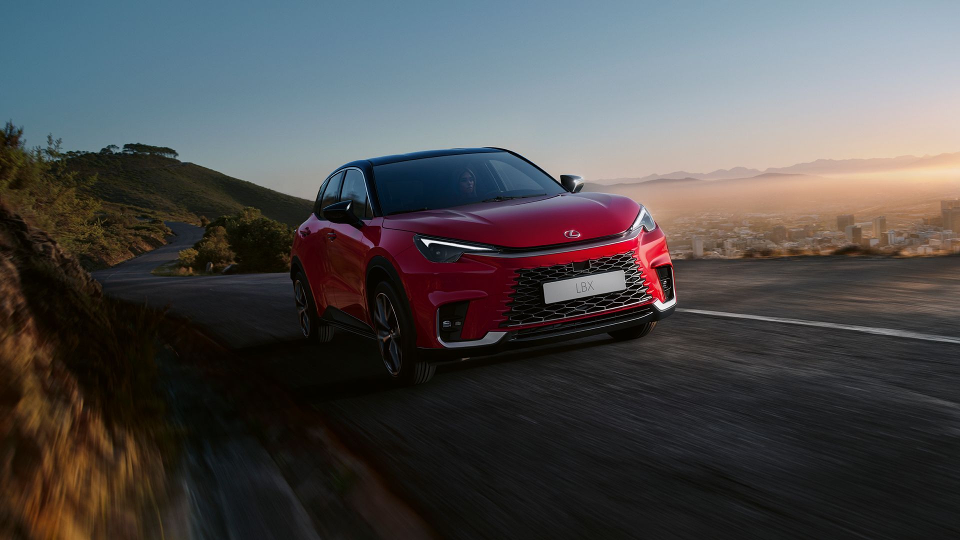 Selbstladene Hybridfahrzeuge | E-Mobiltät | Lexus AT