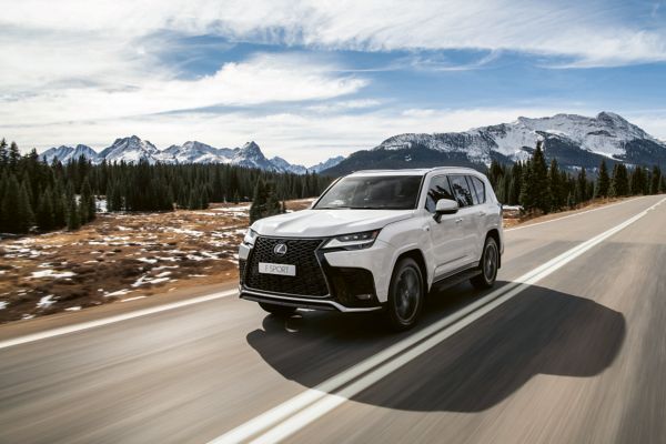Lexus LX
