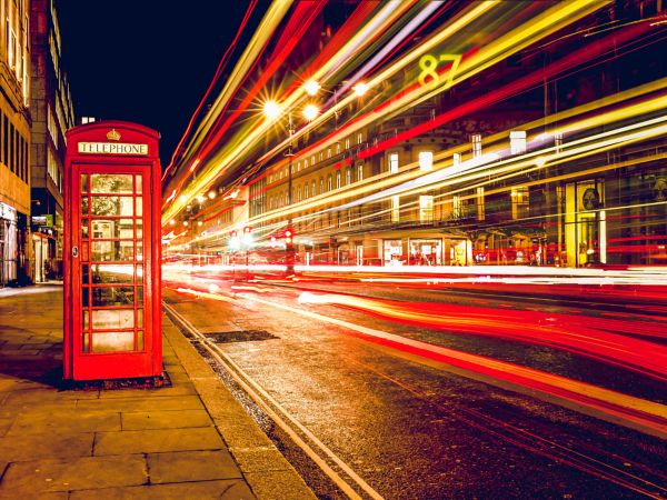 London traffic at night