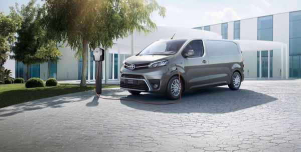 Proace Electric-familjen