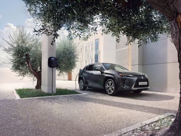 Lexus UX 300e