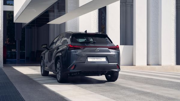 Back view of Lexus UX 300e