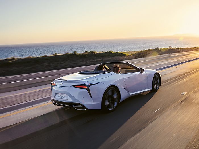 Lexus LC 500 341 kW