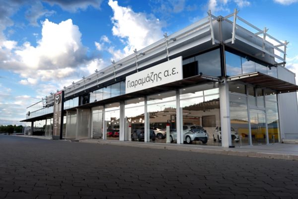 Έκθεση αυτοκινήτων Toyota Γιαραμάζης