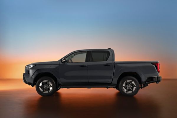 NEW TOYOTA HILUX -2