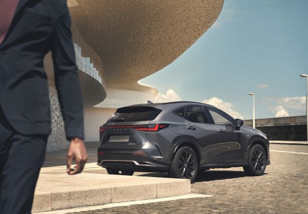 Lexus NX 450h+