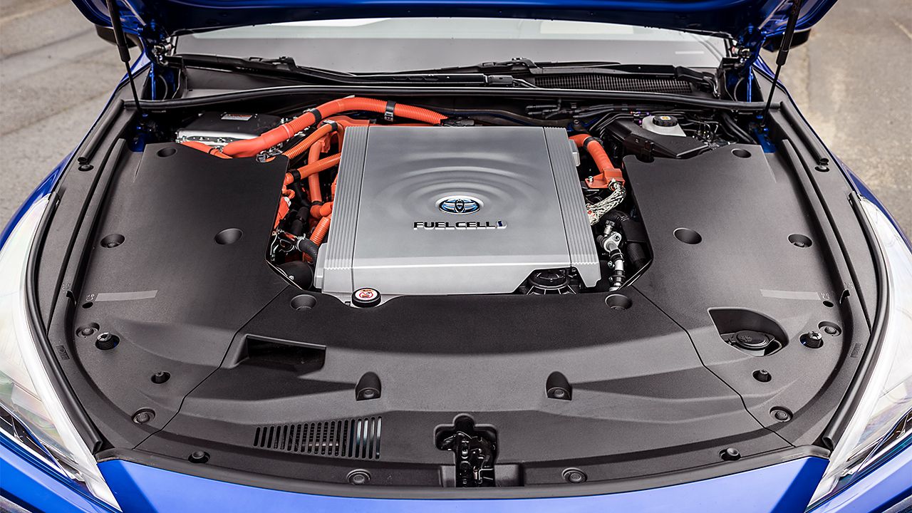 Fuel cell deals vehicle manufacturers