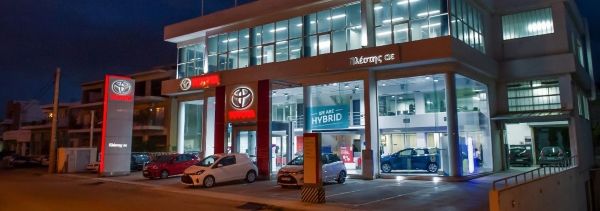 έκθεση αυτοκινήτων toyota πλέστης