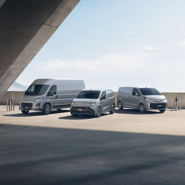 PRF 5_LCV_RANGE_3VEHICLE_VAN_EV_2048x2048px