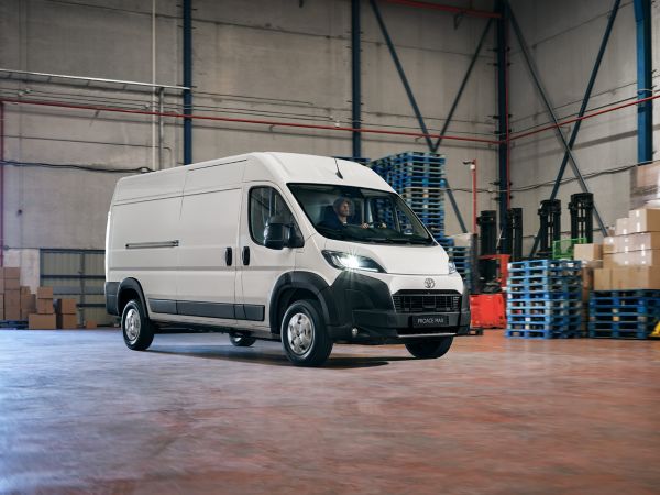 The Proace Max with diesel power