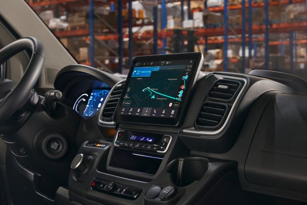 Proace Max