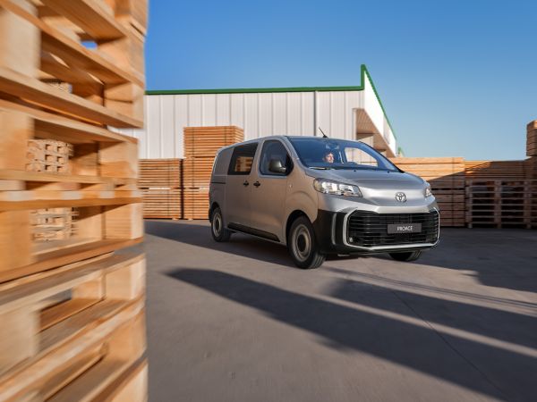 The versatile Toyota Proace on site