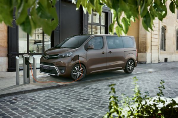 proace verso electric