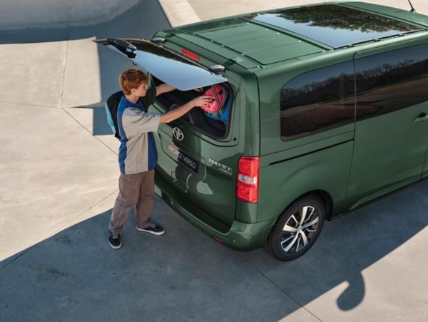Byg Proace Verso