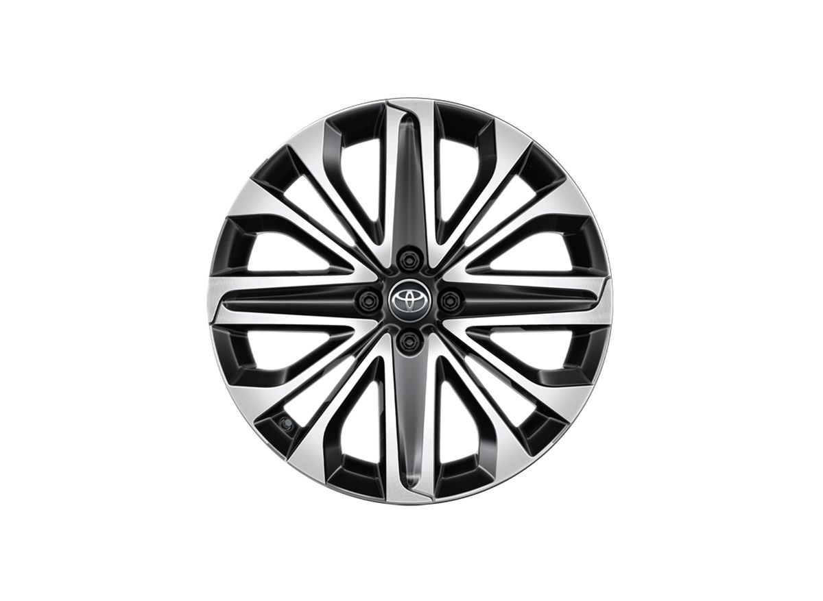 Černé a stříbrné kolo s pneumatikou