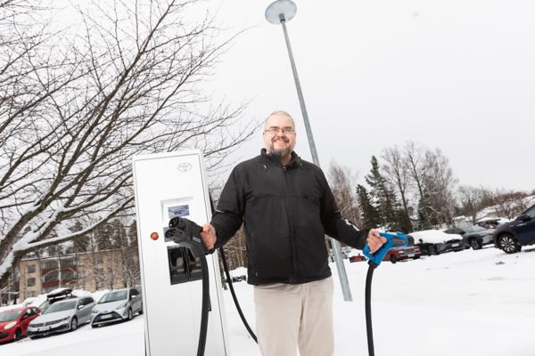 Sähköautoilun kootut vinkit Pekka Karvinen