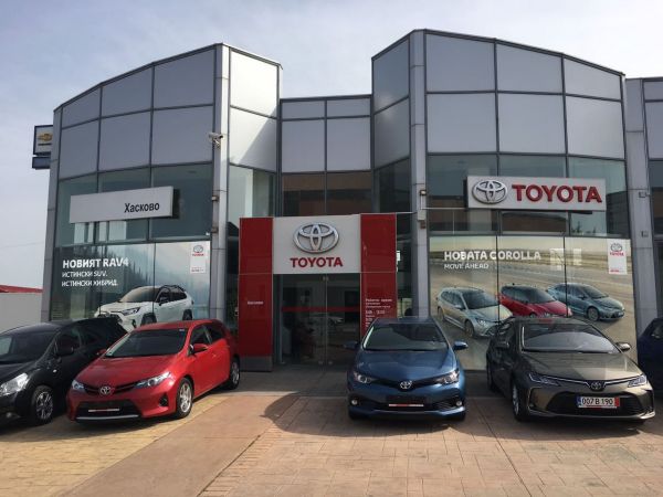 Toyota Изток