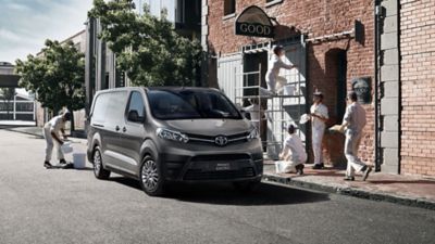 Proace-electric-full-1_tcm-3060-2334707?