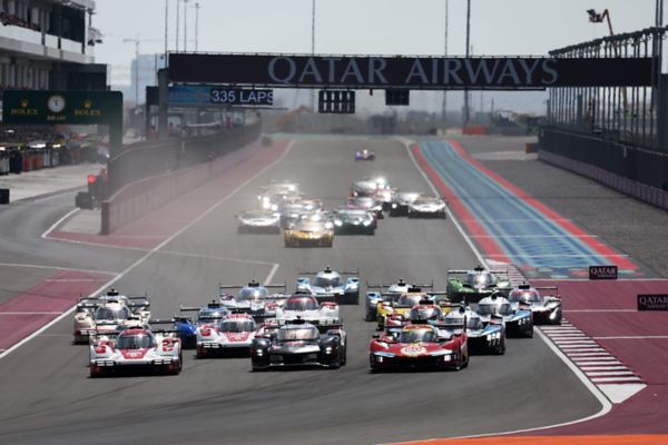 1000 MILES OF SEBRING