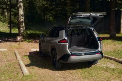 Toyota RAV4 boot storage