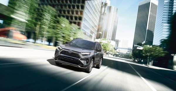 rav4 plug in hybrid in motion